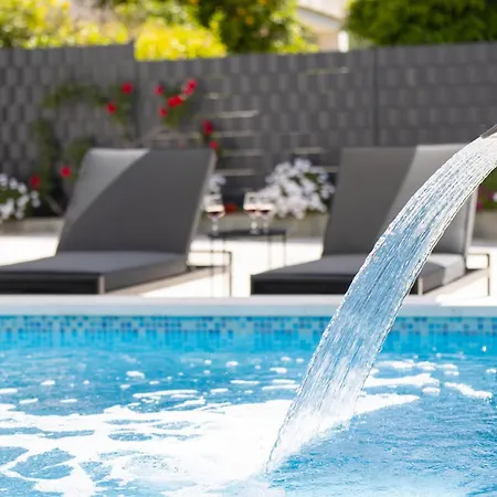 Ubytování v soukromí Moderni Kaštela