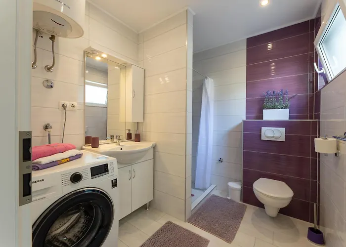 בית אירוח Moderni